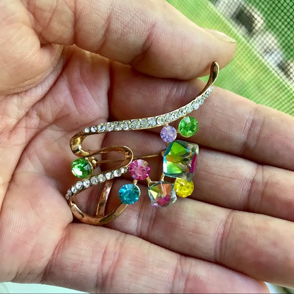 Vintage RARE One of a Kind Jeweled Pin - Picture 5 of 6